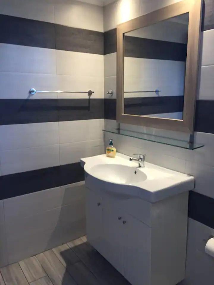 Christina Apartment Ágios Konstantínos المظهر الخارجي الصورة